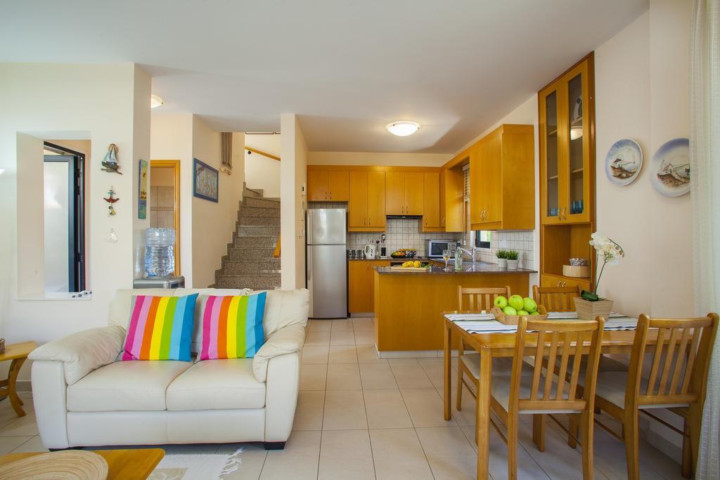 Villa Enalos 37 โวโรคลินิ ภายนอก รูปภาพ