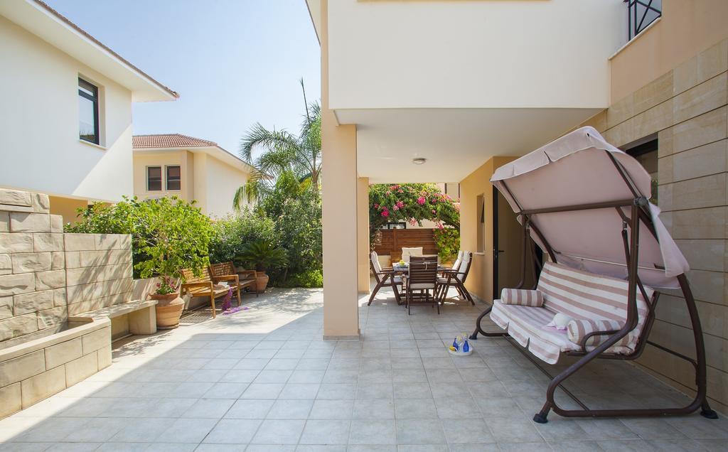 Villa Enalos 37 โวโรคลินิ ภายนอก รูปภาพ