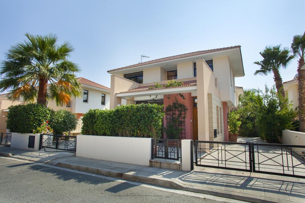 Villa Enalos 37 โวโรคลินิ ภายนอก รูปภาพ